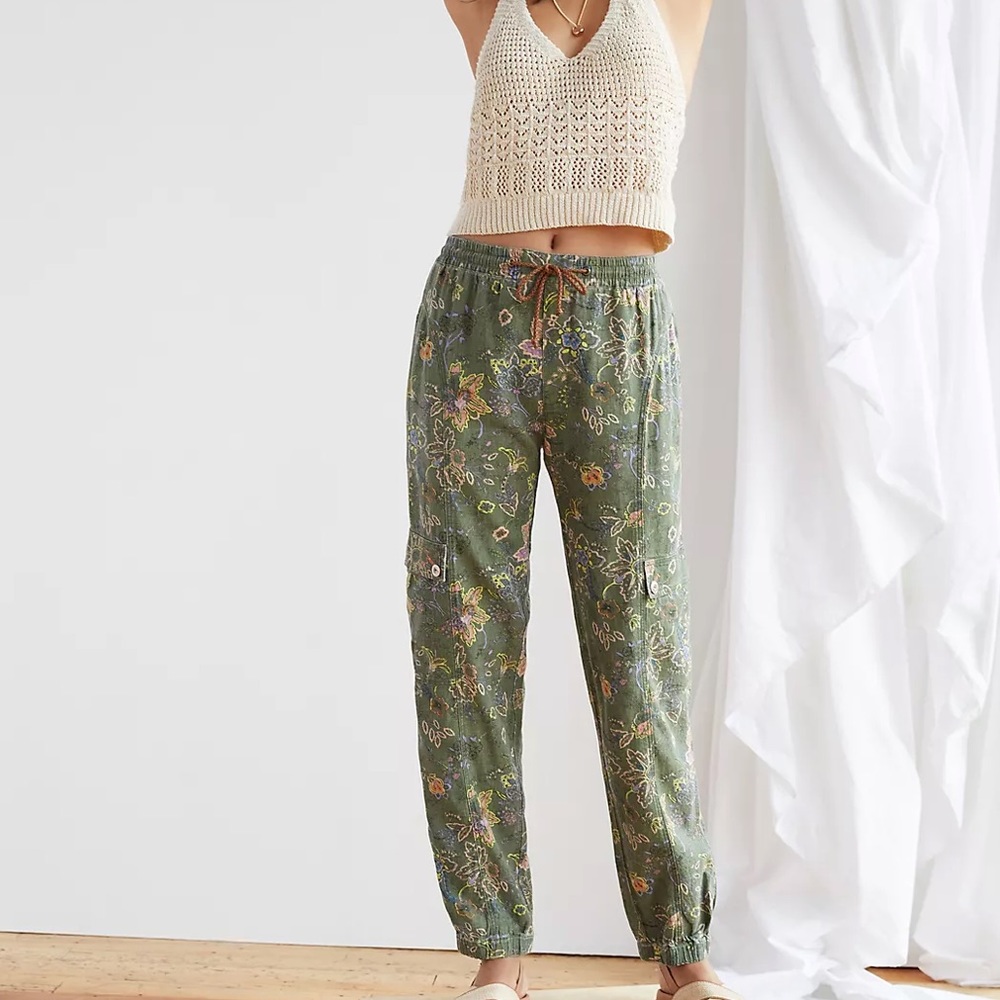 Anthropologie Pilcro Classic Seamed Joggers